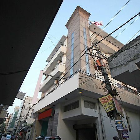 Oyo 9030 Hotel Delhi Airport Plaza Yeni Delhi Dış mekan fotoğraf