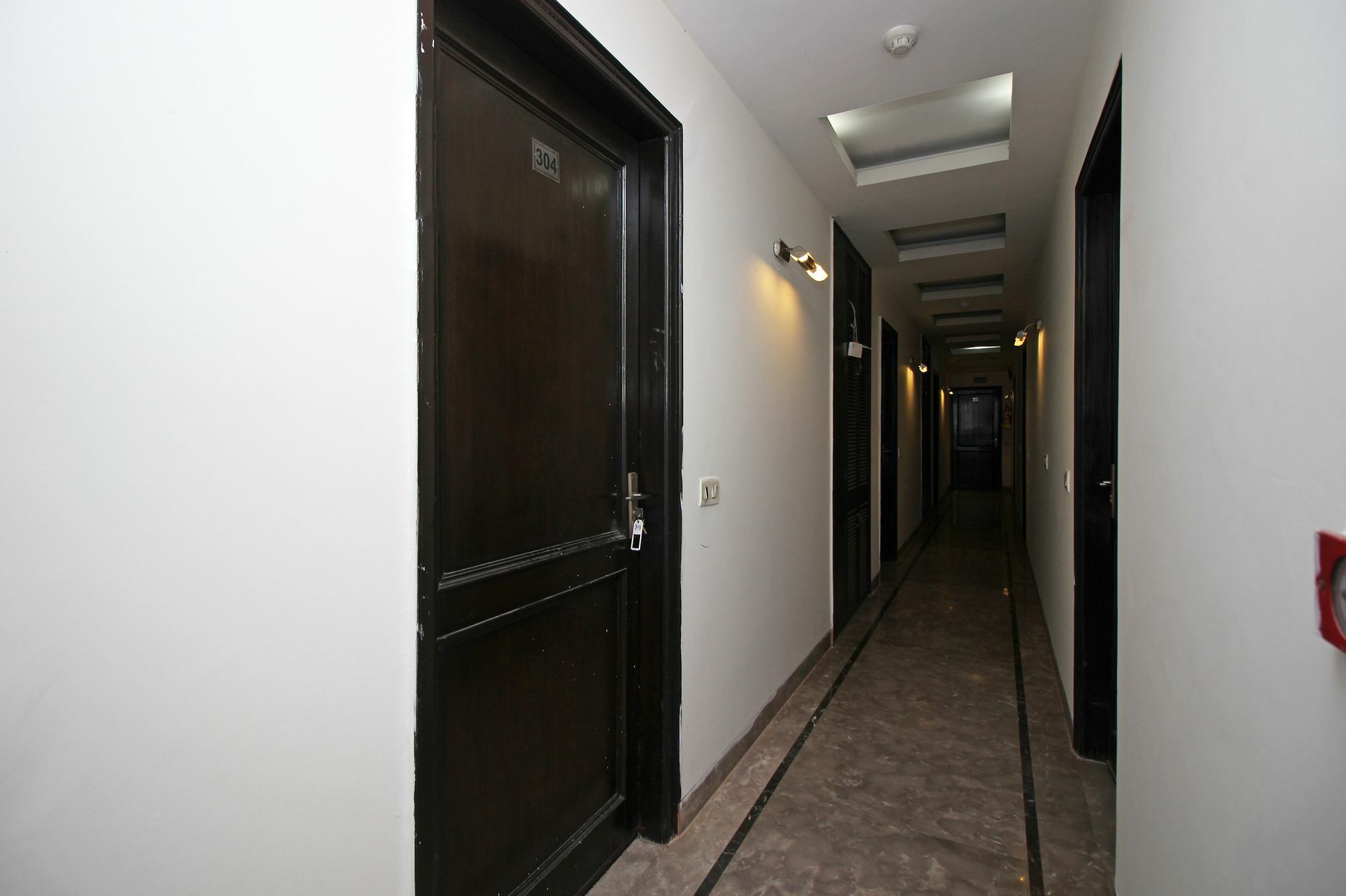 Oyo 9030 Hotel Delhi Airport Plaza Yeni Delhi Dış mekan fotoğraf